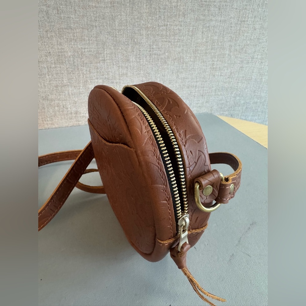 PORTLAND LEATHER - Circle Embossed Leather Crossbody Bag - Picture 2 of 3